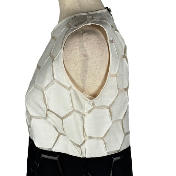 Like new! MILLY Cream and Black Hexagon Print Sleeveless Dress Size 6 - Picture 10 of 11